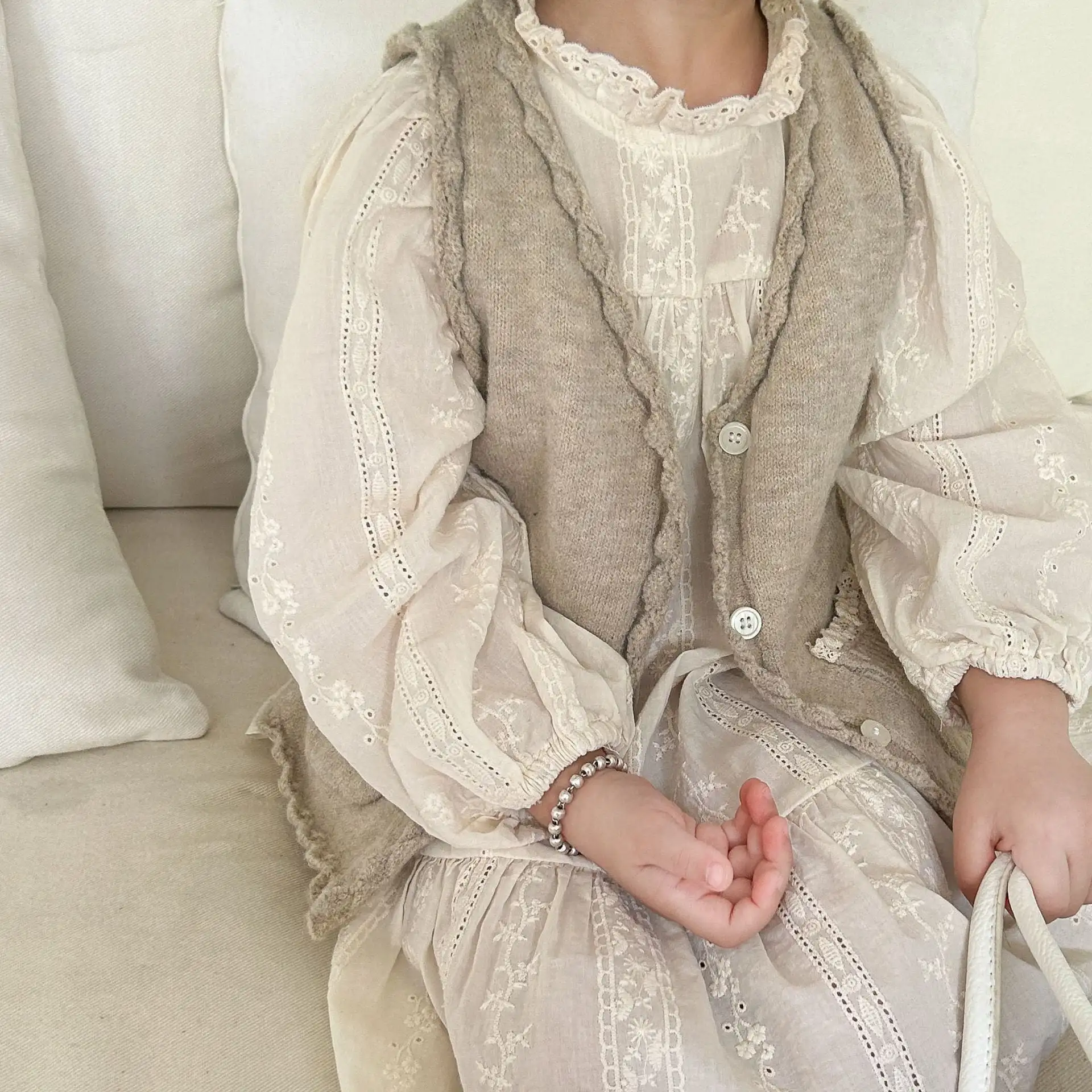 【80-140cm】春新作 品質満点 パフスリーブ レース ワンピース