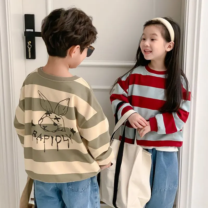 【80-140cm】春新作 ウサギバックプリント ボーダー トレーナー