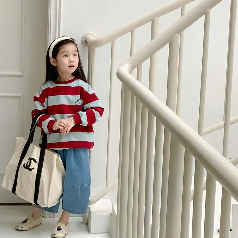 【80-140cm】春新作 ウサギバックプリント ボーダー トレーナー