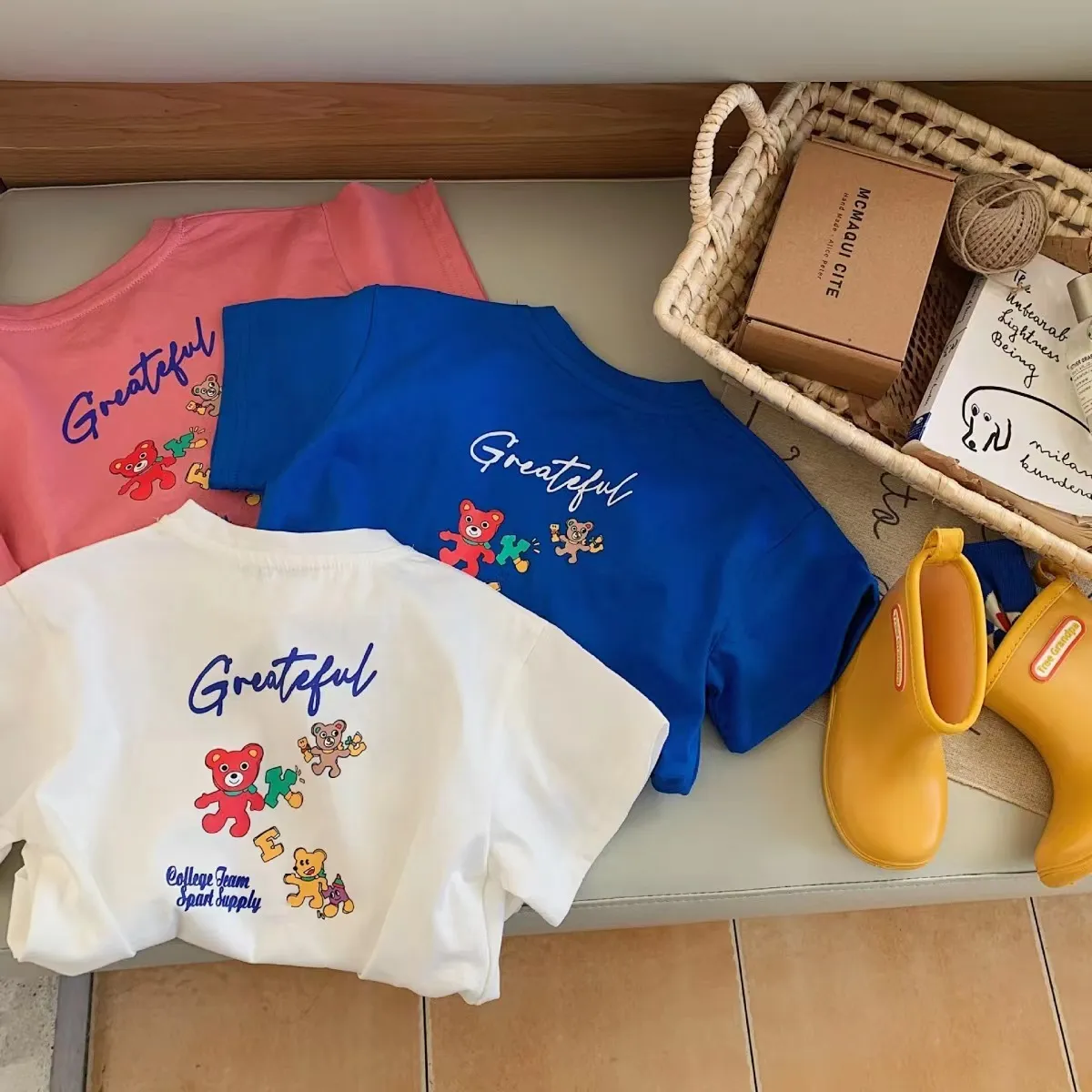 【90-150】 カートゥーン 熊柄 プリント かわいい 合わせやすい 3色展開 キッズ 子供 服 トドラー 女の子 男の子 男女兼用 夏 半袖 Tシャツ カットソー トップス