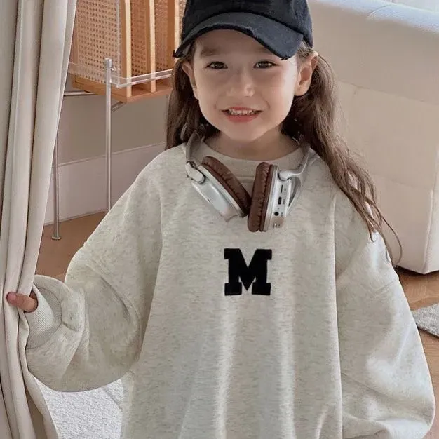 【100-160cm】今季も大注目  シンプル  柔らかい  カジュアル  合わせやすい  女の子  トレーナー