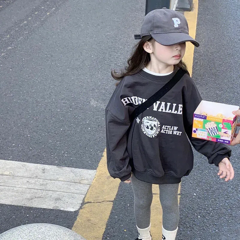 【100-160cm】人気上昇中  合わせやすい カジュアル  アルファベット 日常 おしゃれ 女の子 トレーナー