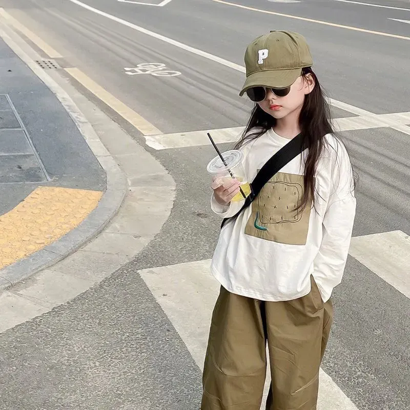 【100-160cm】着回し力抜群 カジュアル  カートゥーン  可愛い 合わせやすい  女の子 長袖 Ｔシャツ