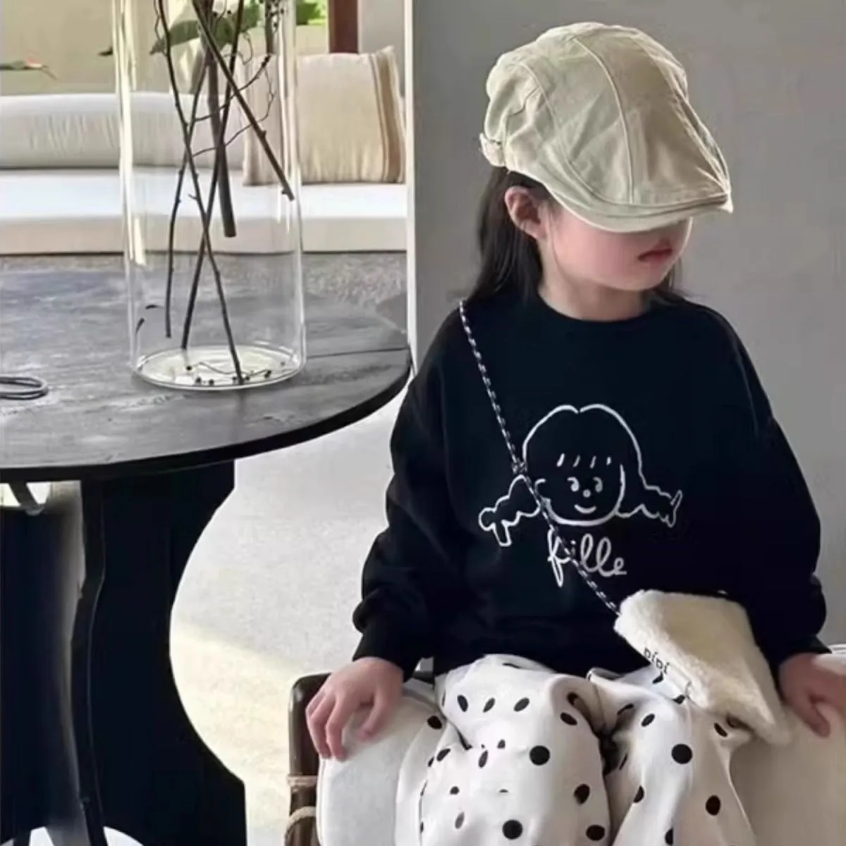 【100-160cm】人気上昇中 トレンド カートゥーン ラウンドネック 合わせやすい トレーナー