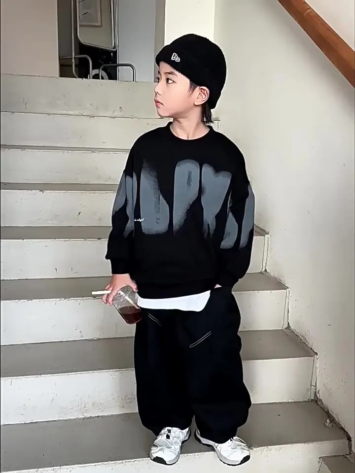 【120-170cm】超人気商品  ファッション クール   カジュアル  合わせやすい  個性 男の子 トレーナー