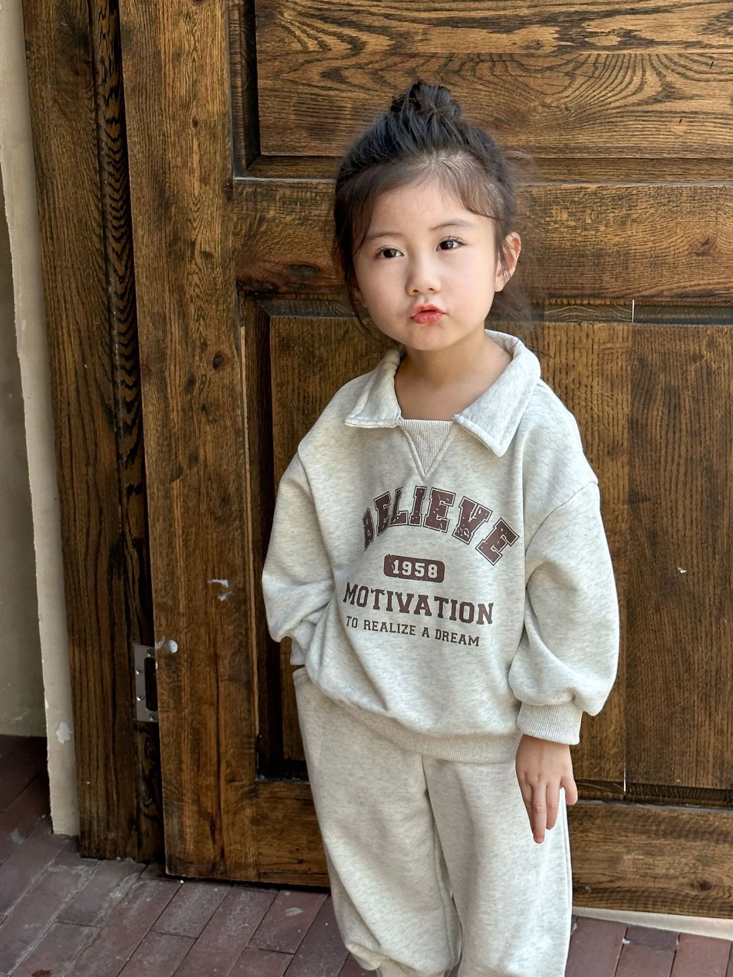 【80-150cm】大人気  毎日着たくなる ファッション  カジュアル  男の子 女の子 トップス＋ボトムス セットアップ