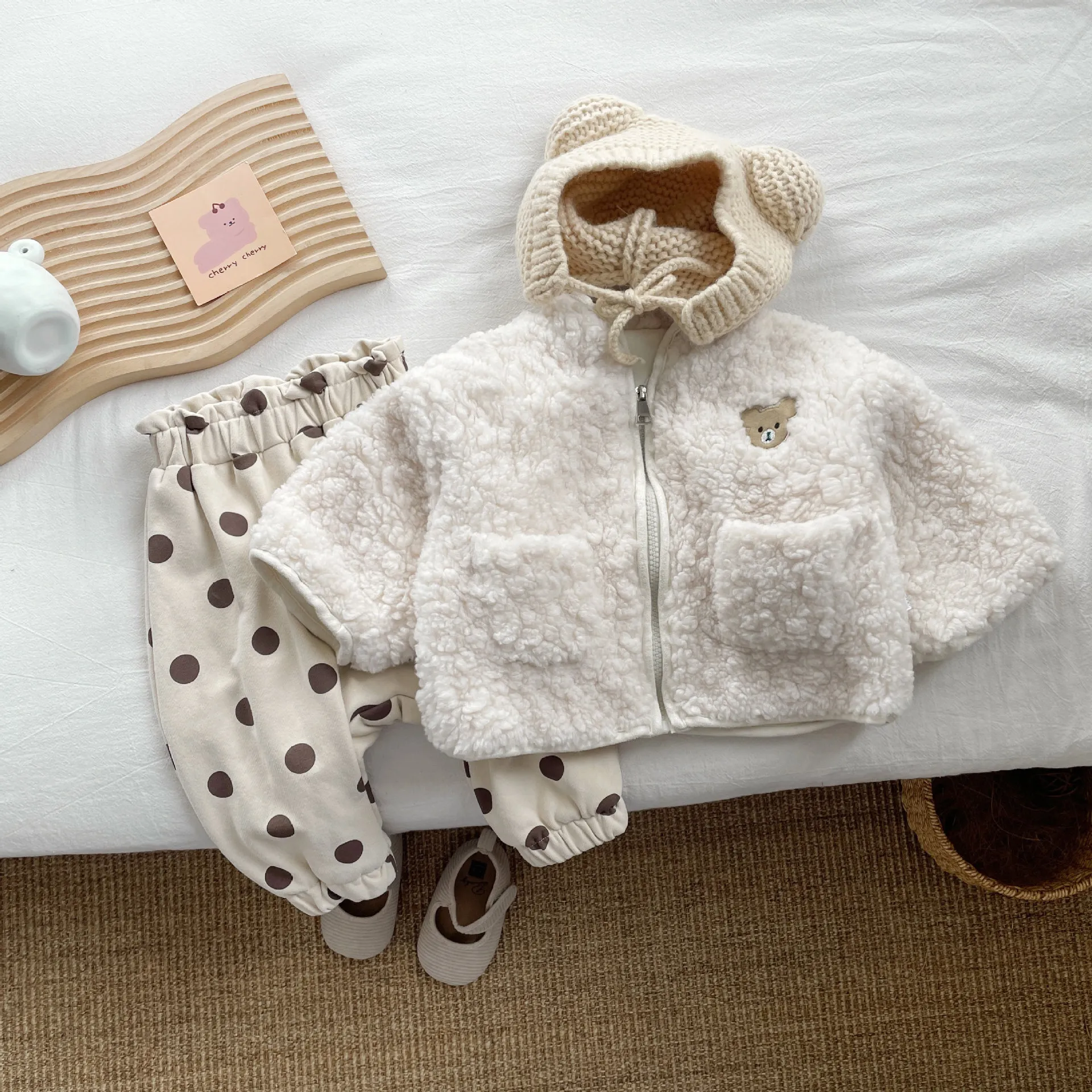 【66-100cm】2色選べる着心地いいカジュアル ドット柄 プリント 秋冬 ベビー服 ボトムス