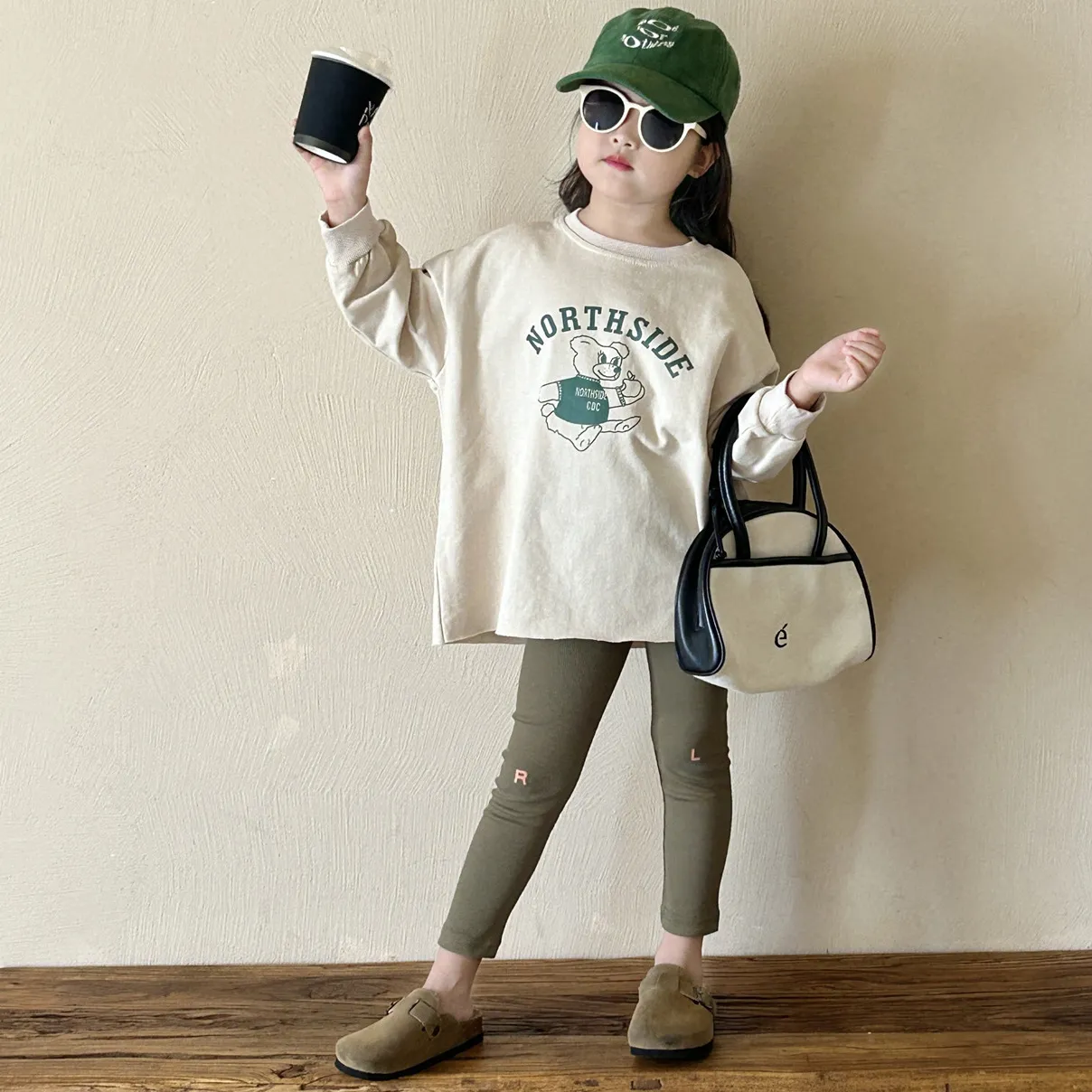 単品注文【90-140cm】人気上昇中 韓国系 カジュアル キュート カートゥーン トップス＋レギンス 子供服 春秋 女の子 二点セット