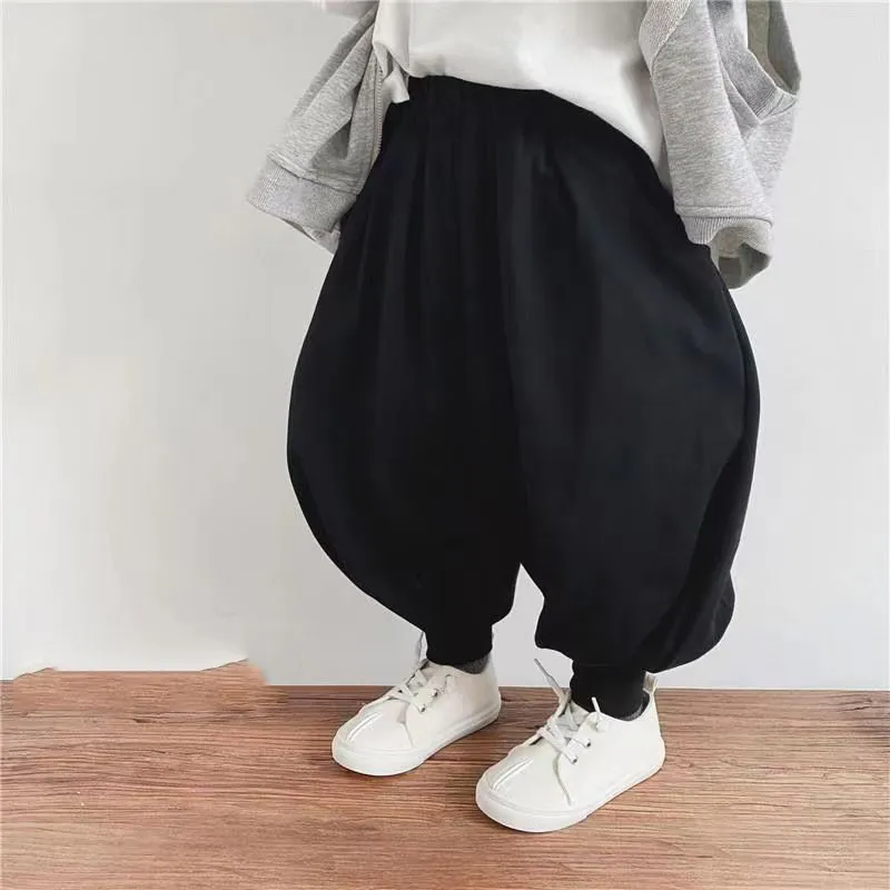 【90-140cm】三色選べ 新品殺到 ins超人気 着回し力抜群 無地 春秋 男の子 女の子 ボトムス