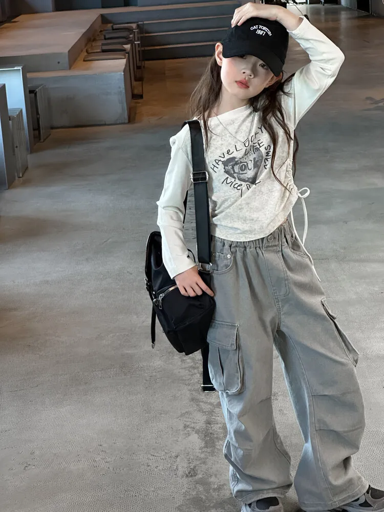 【130-170cm】大注目 トレンド おしゃれ 可愛い 合わせやすい アルファベット 長袖 Tシャツ