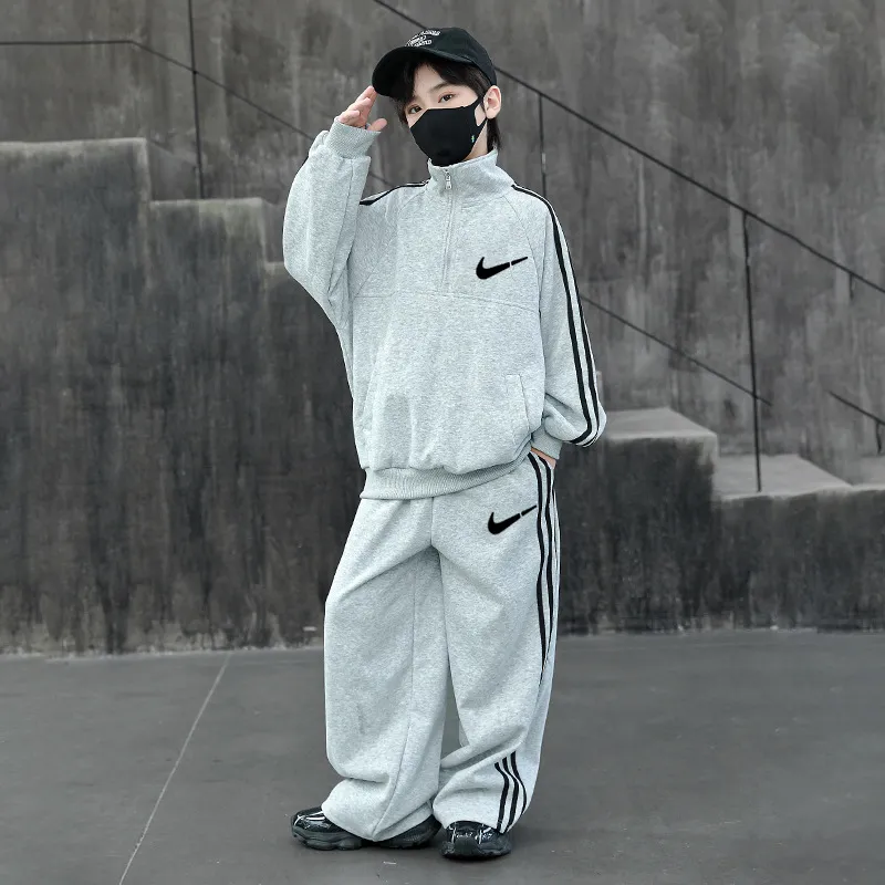 【120-170cm】大好評 カジュアル 合わせやすい トレンド カッコイイ トップス+長ズボン セットアップ