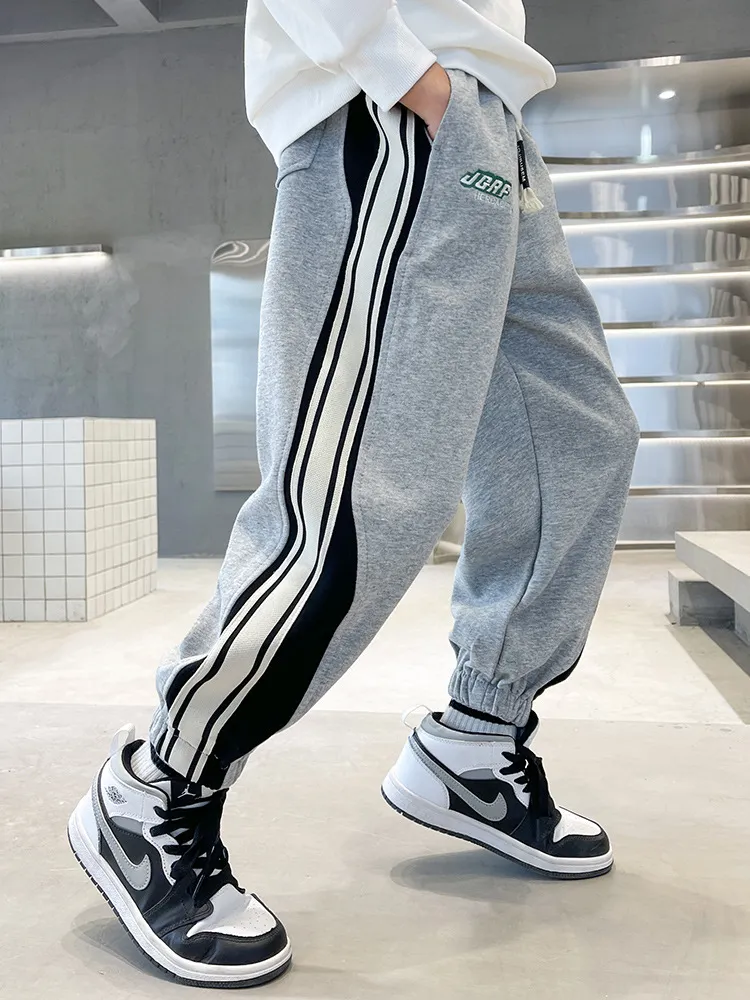 【120-170cm】絶対見逃さないで カジュアル 履きやすい 配色 ファッション 男の子 パンツ