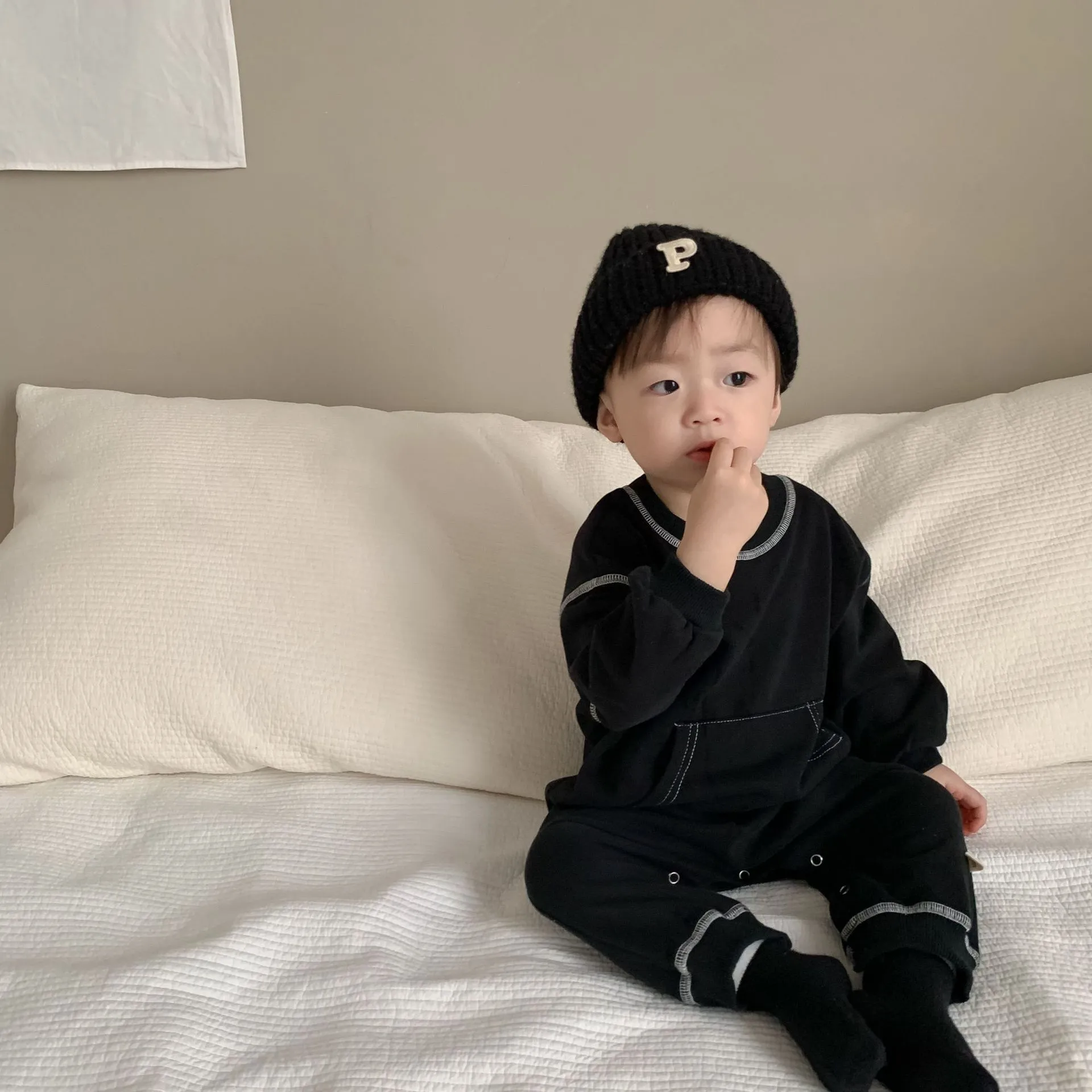 【66-90cm】売り切れ必至 大人気 無地 シンプル 肌に優しい ベビー 長袖 ロンパース