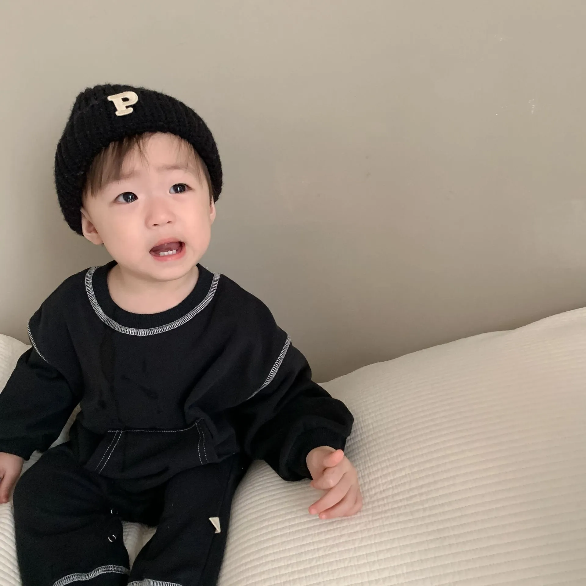 【66-90cm】売り切れ必至 大人気 無地 シンプル 肌に優しい ベビー 長袖 ロンパース