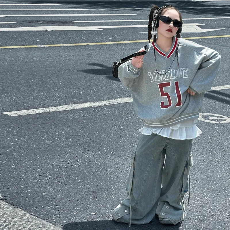 【120-170cm】人気上昇中 カジュアル ゆったり アルファベット Vネック 女の子 トレーナー