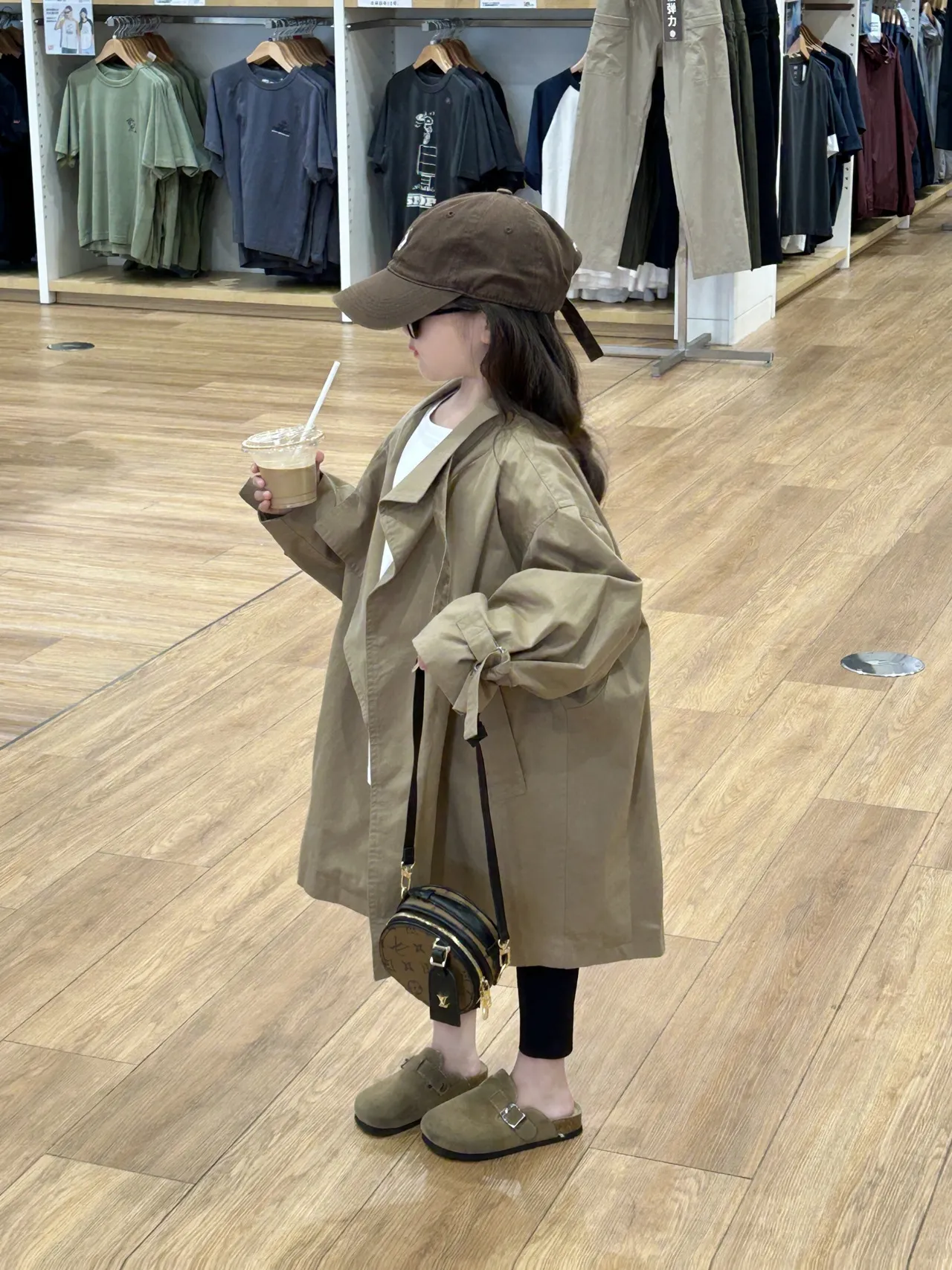 【90-140cm】絶対見逃さないで ナチュラル シンプル ゆったり 合わせやすい 女の子 アウター