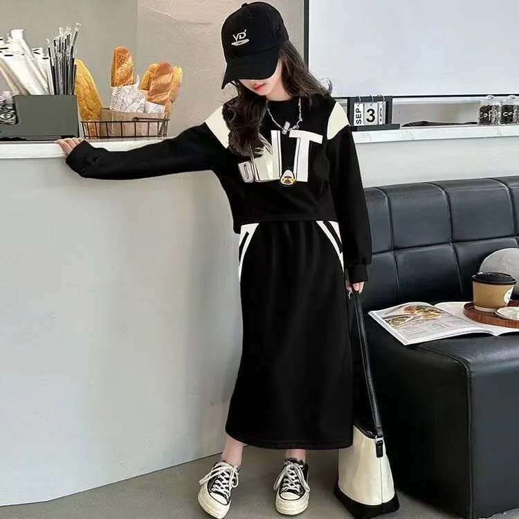 【120-170cm】二点セット 大注目 カジュアル おしゃれ 快適 女の子 トレーナー＋スカート セットアップ