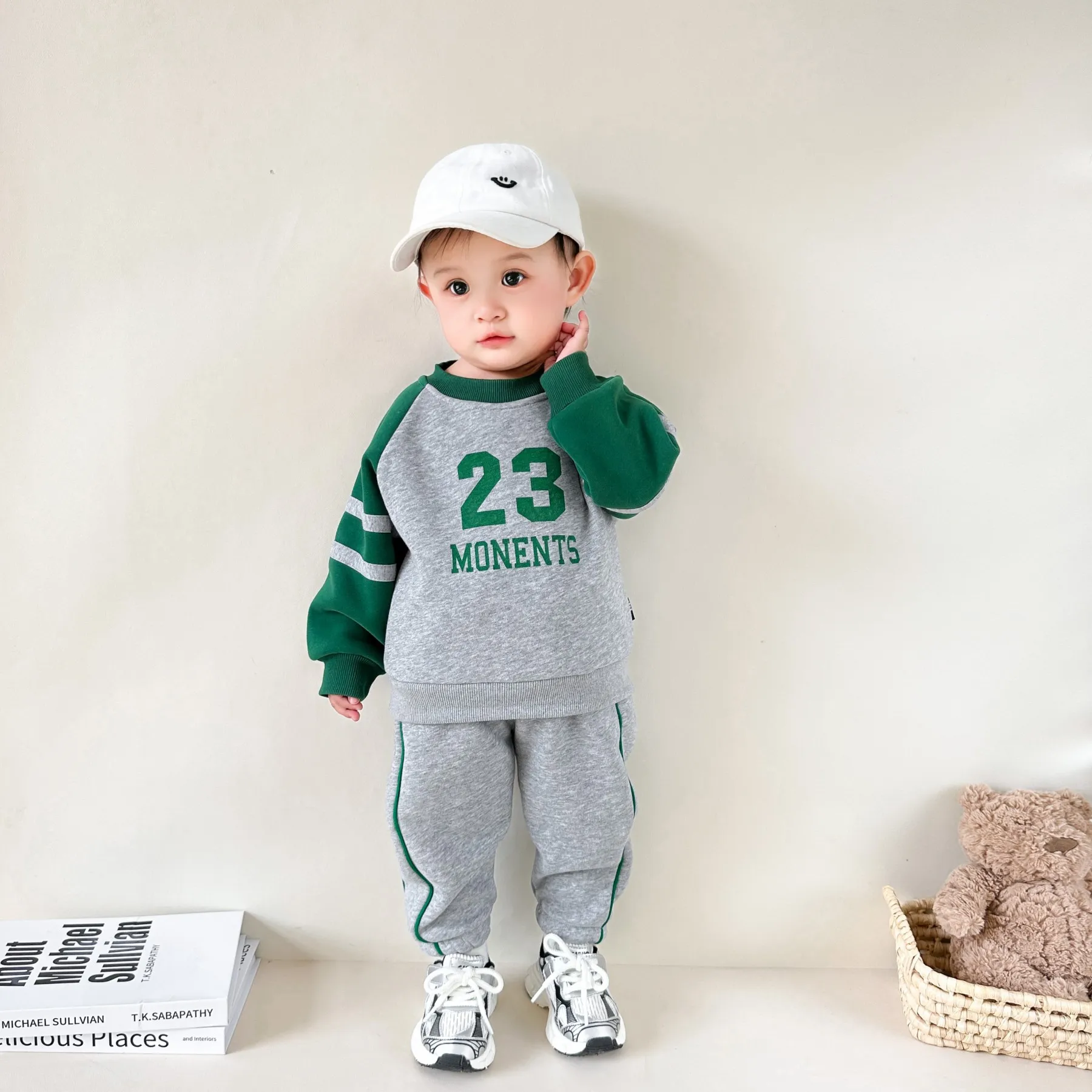 【73-120cm】二点セット カジュアル 可愛い トレンド おしゃれ 男の子 トップス+ボトムス セットアップ