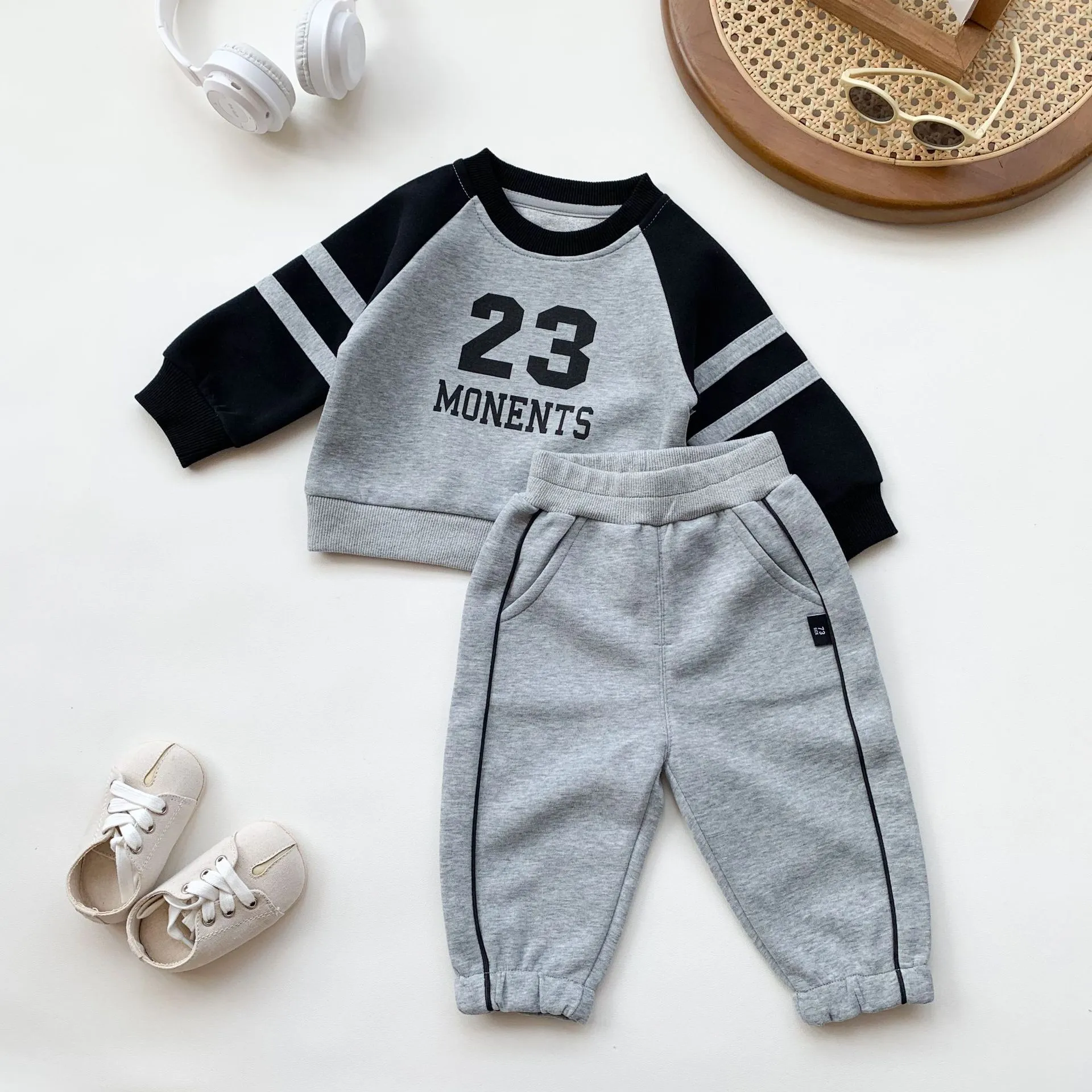 【73-120cm】二点セット カジュアル 可愛い トレンド おしゃれ 男の子 トップス+ボトムス セットアップ