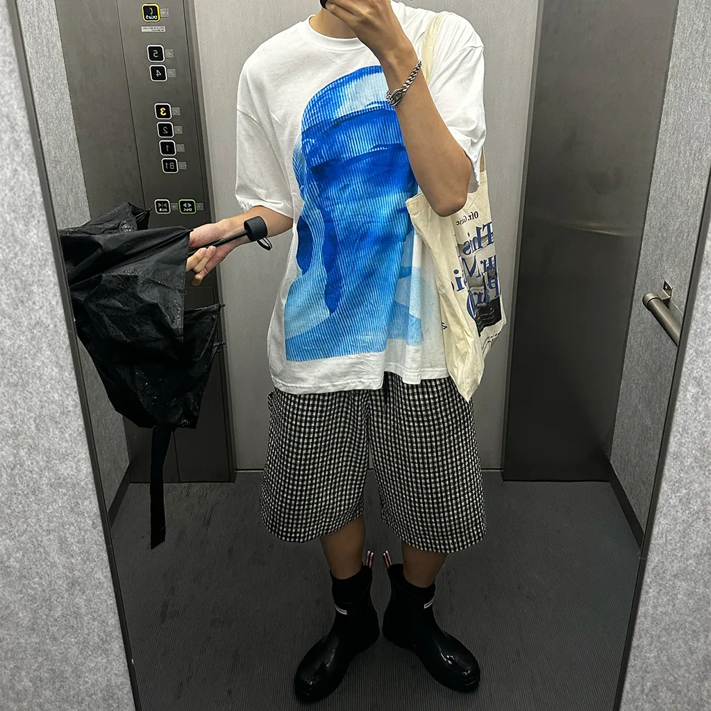 シルエットプリント半袖Tシャツ