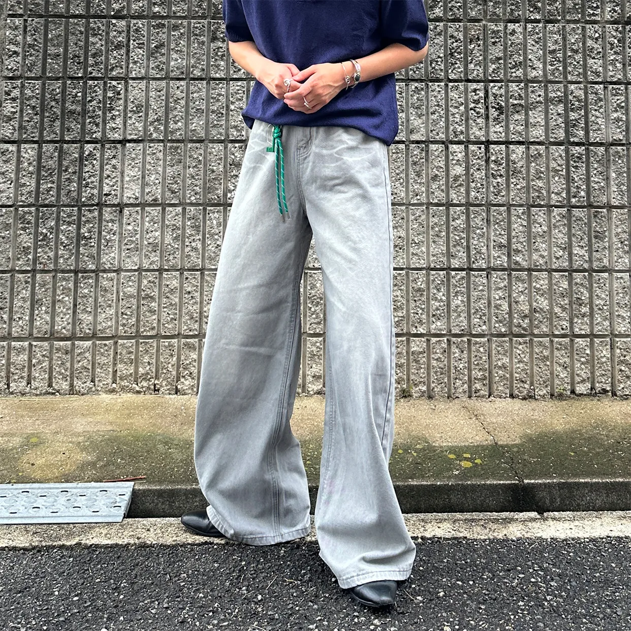 ウェイビーウォッシュワイドデニムパンツ