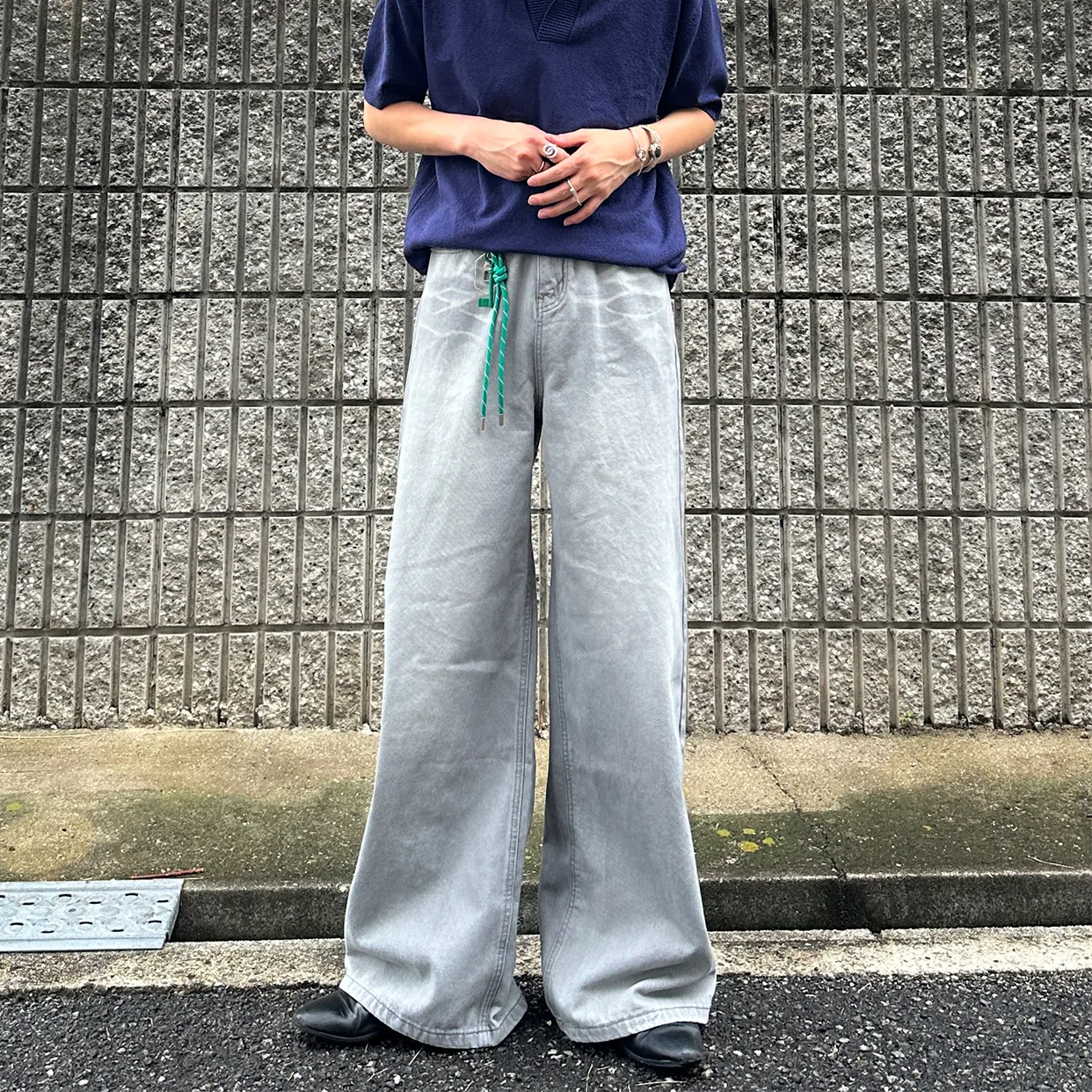 ウェイビーウォッシュワイドデニムパンツ
