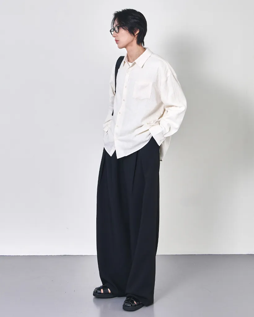 インバーテッドタックワイドスラックス
