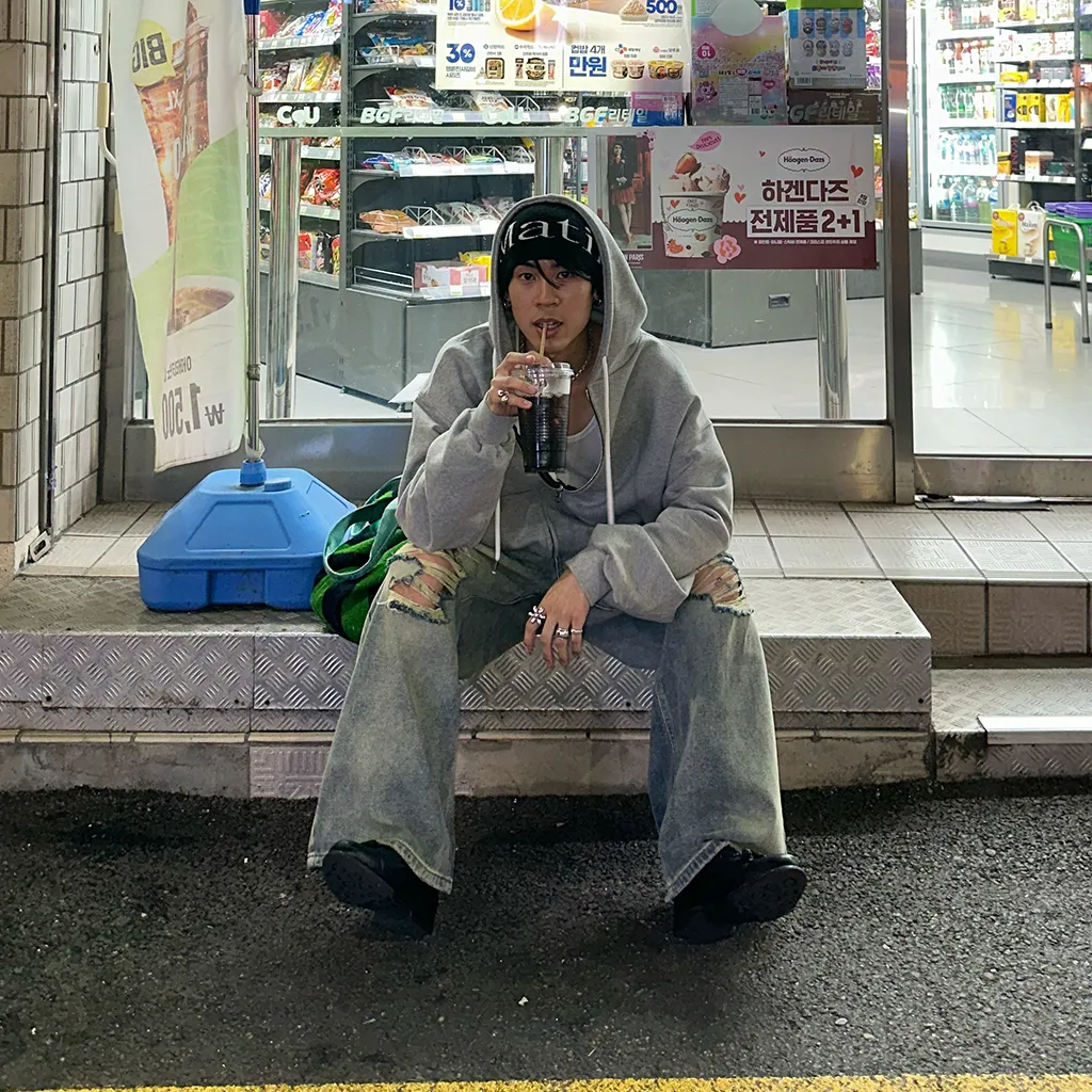 ヴィンテージスリットダメージデニムパンツ