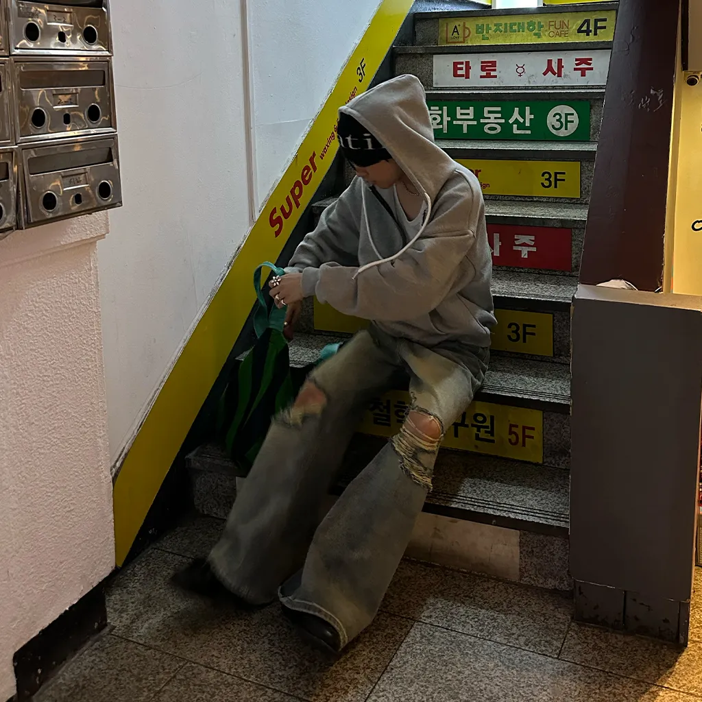 ヴィンテージスリットダメージデニムパンツ