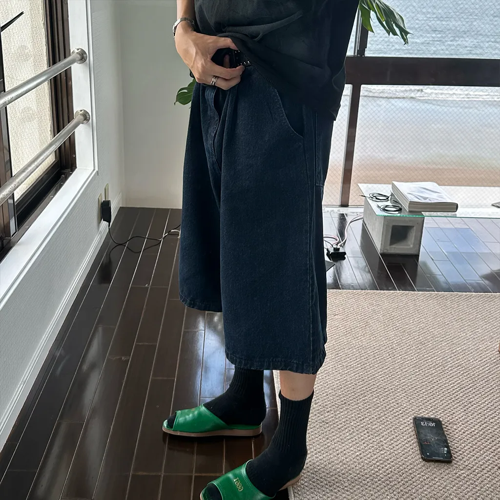 ワイドタック入りハーフスラックスパンツ