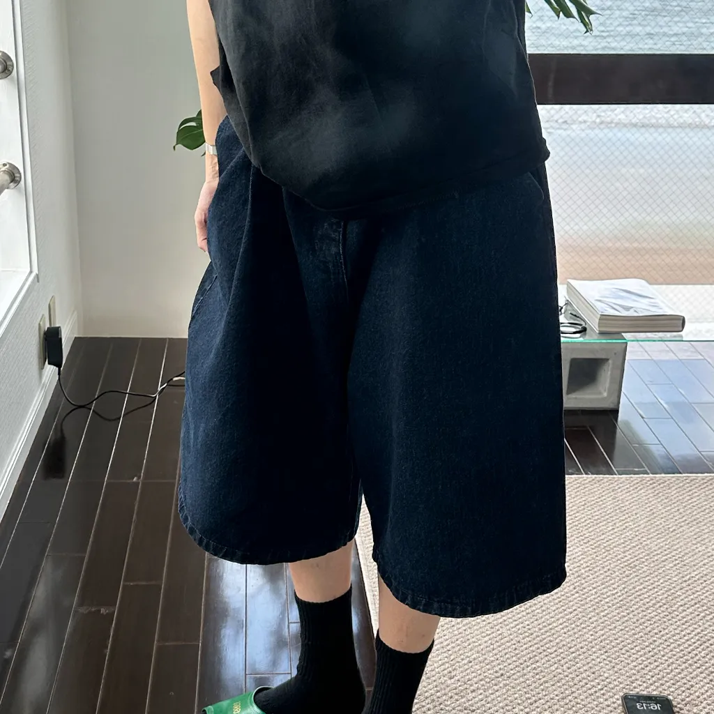 ワイドタック入りハーフスラックスパンツ