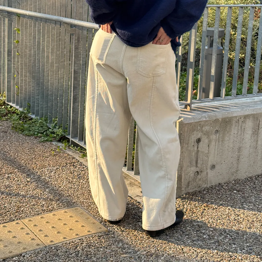 (ユニセックス) バルーンコーデュロイパンツ