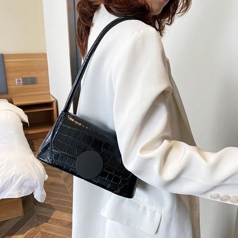 ショルダーバッグ バッグ ファッション 3色展開 PU ハート 女性らしい 演奏会 お呼ばれ ベージュ ホワイト ブラック