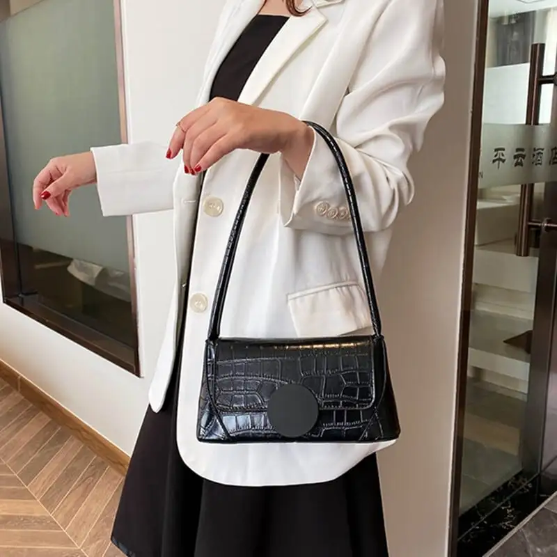 ショルダーバッグ バッグ ファッション 3色展開 PU ハート 女性らしい 演奏会 お呼ばれ ベージュ ホワイト ブラック