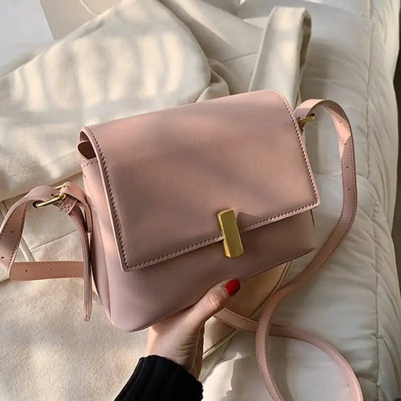 ショルダーバッグ チェーンバッグ 上品らしく ファッション PU 可愛い 綺麗め ブラック オレンジ ホワイト ピンク ブラウン