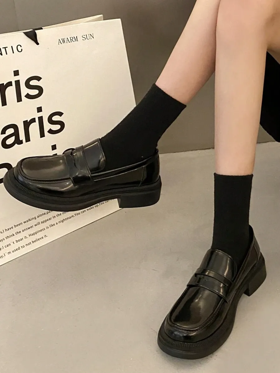 春秋 厚底ローファー 多用途 レトロ プラットフォームシューズ 通勤