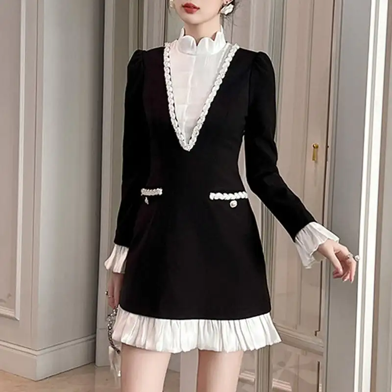 スタンドカラー 視線集中 長袖 ワンピース