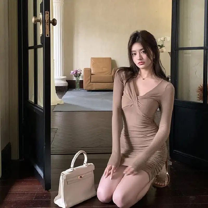 ワンピース Vネック スリミング 膝上 長袖 ブラウン