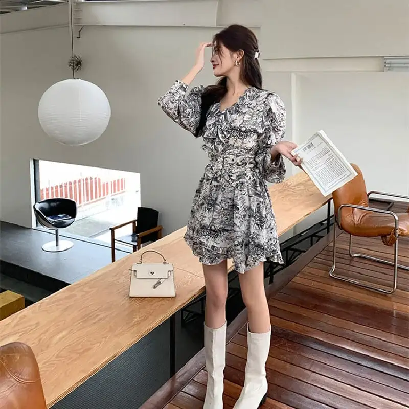 ワンピース ペプラム Aライン 長袖 プリント