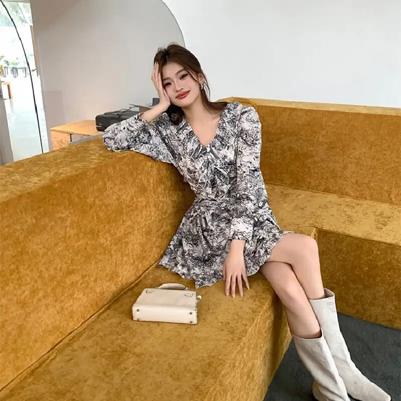 ワンピース ペプラム Aライン 長袖 プリント