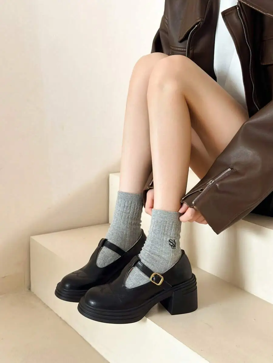 パンプス ローファー ウェッジヒール 防水 金属バックル 刺繍   通勤 シューズ