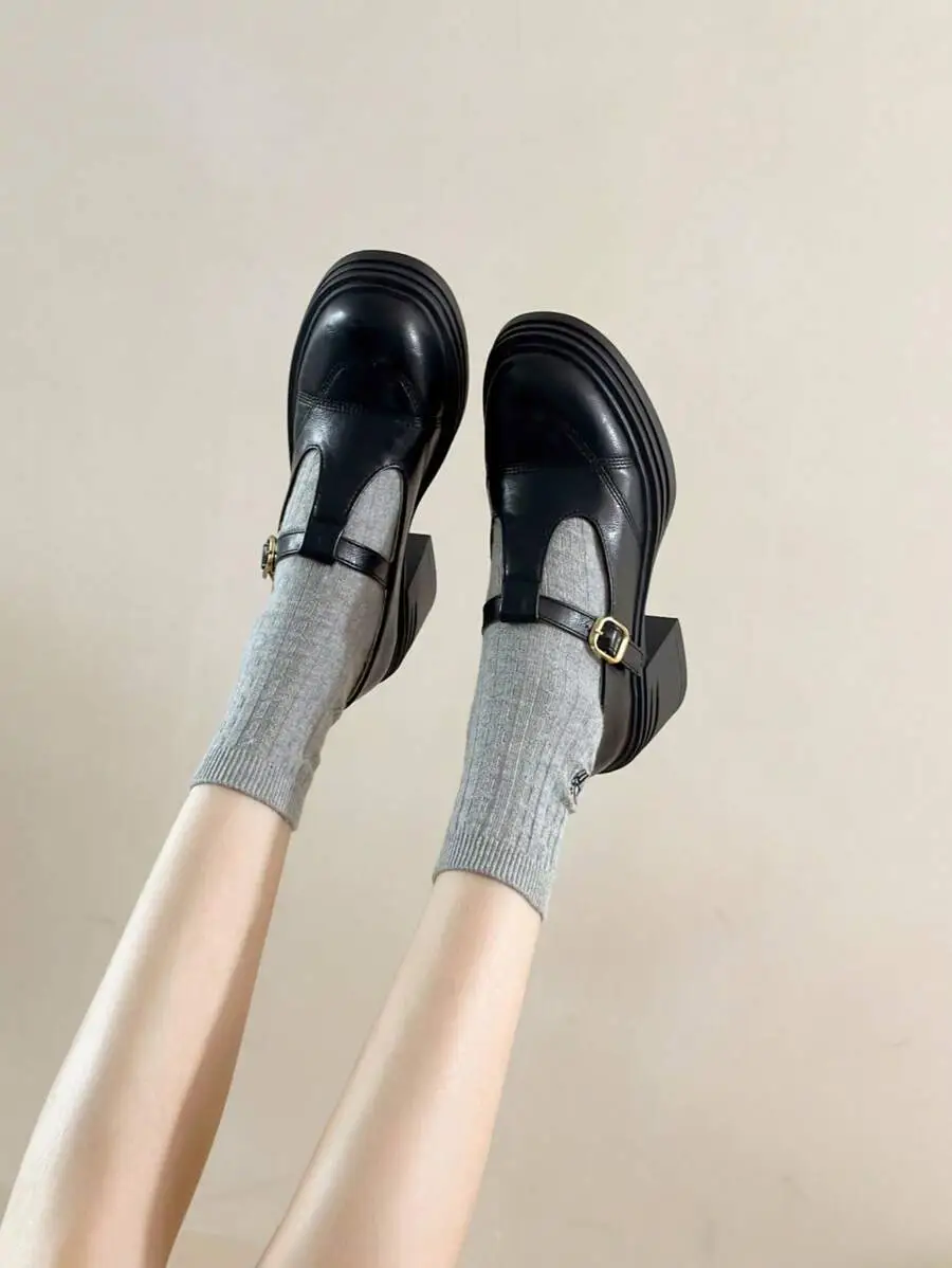 パンプス ローファー ウェッジヒール 防水 金属バックル 刺繍   通勤 シューズ