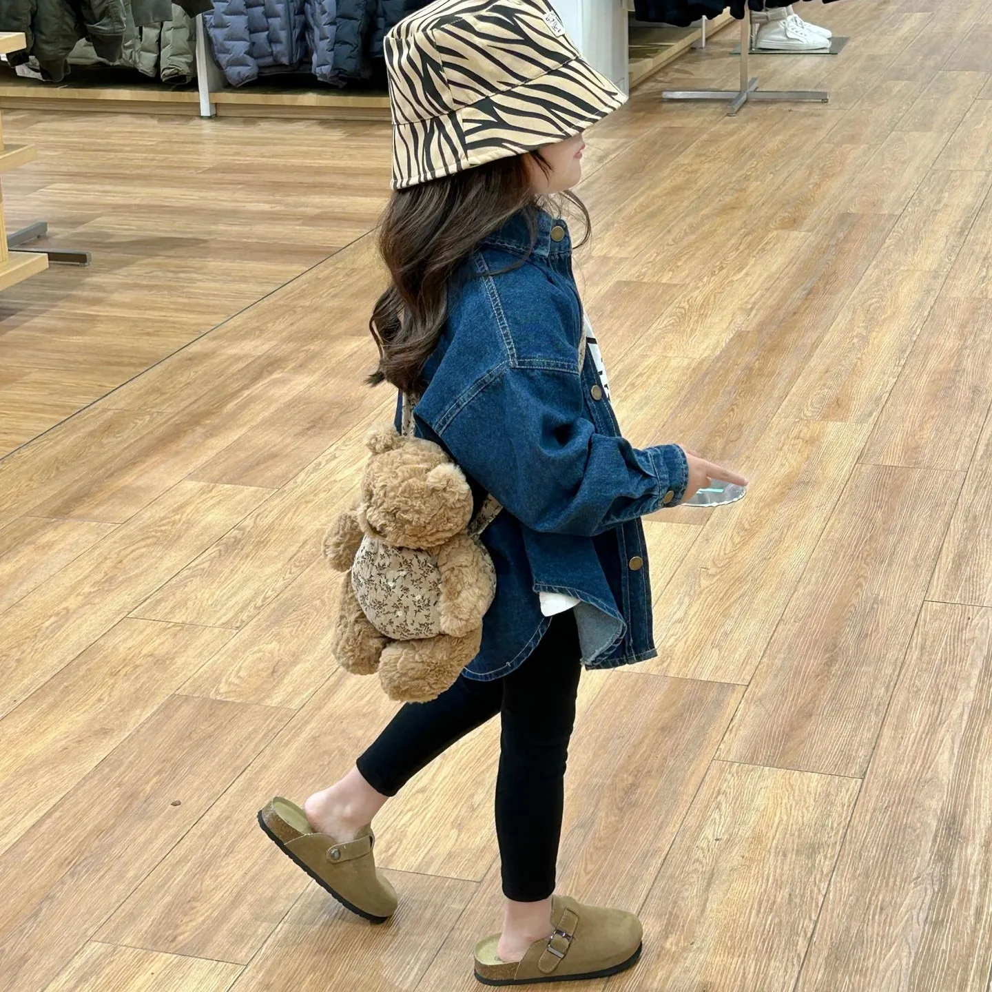 【90-150cm】目を奪われる 可愛いデザイン 無地 ボタン 女の子 デニム シャッツ トップス