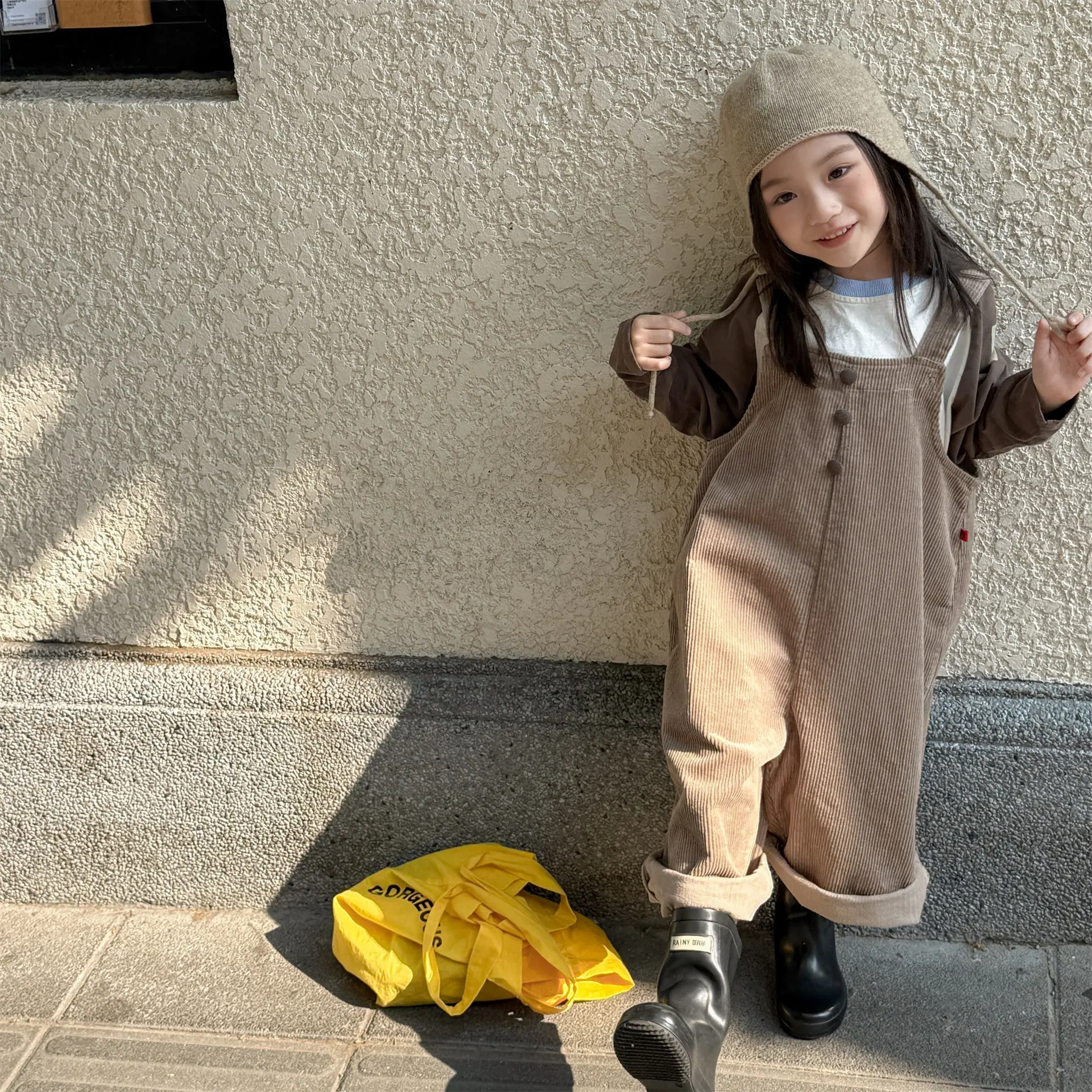 【80-130cm】2色選べる 韓国系 レトロ 人気 大人可愛い 子供服 女の子 春秋 コーデュロイ サロペット ボトムス