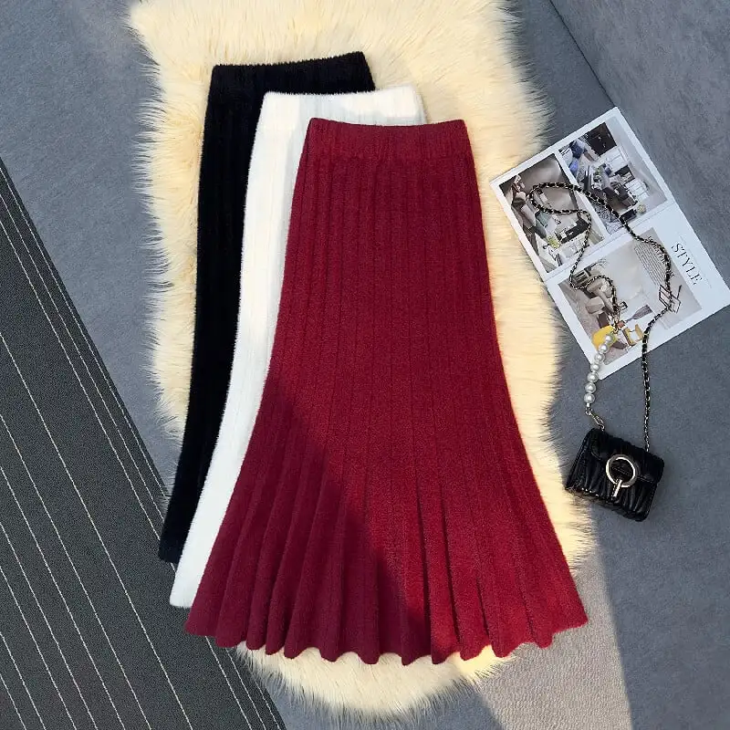 ボトムス スカート 3色展開 ミンク風生地 無地 ブラック ライトベージュ レッド