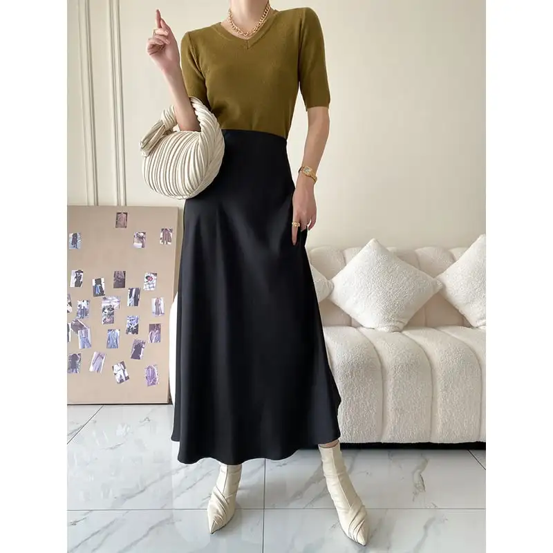 ボトムス スカート 2色展開 サテン 落ち感 ブラック グレー