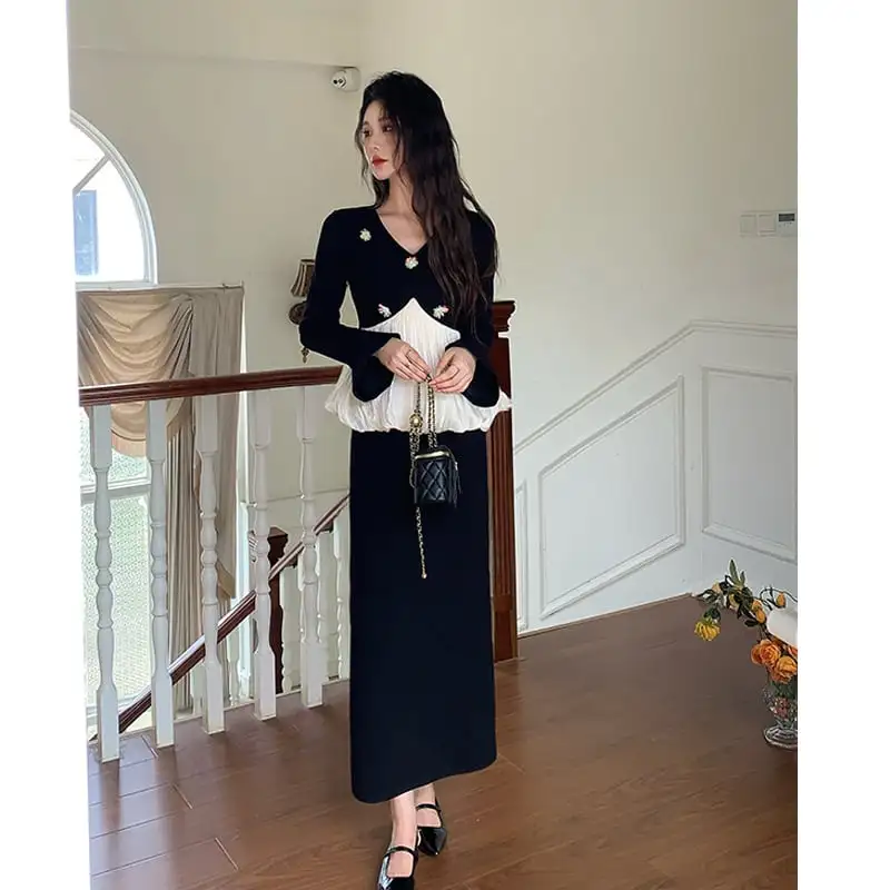 セットアップ トップス+スカート スピーカースリーブ 長袖 デザイン感 ブラック