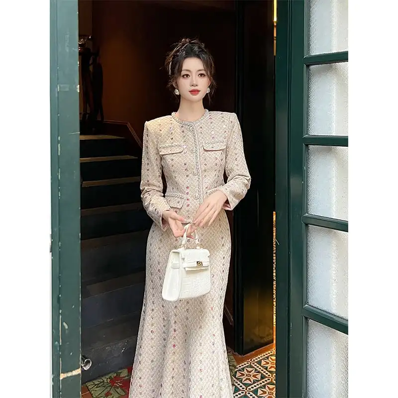 セットアップ デザイン感 ツイード フィッシュテール スパンコール トップス+スカート