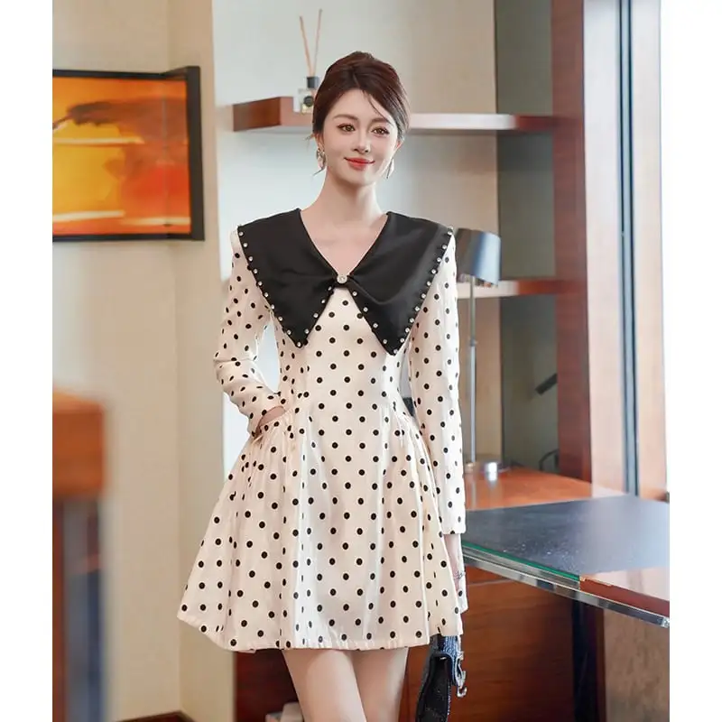 ワンピース ドット柄 長袖 ラウンドカラー ラインストーン