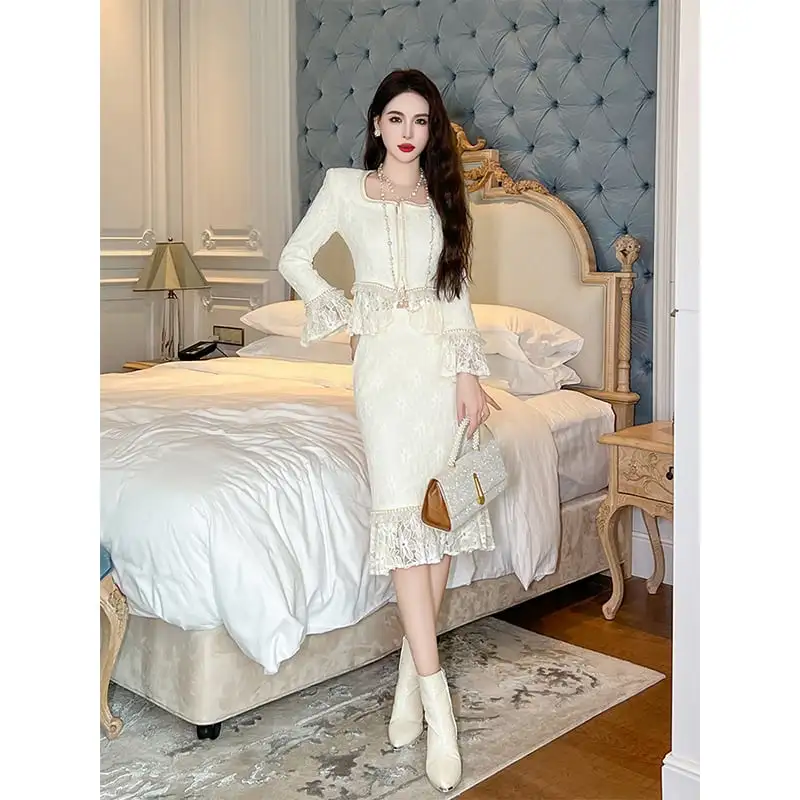 セットアップ スクエアネック レース 長袖 切り替え トップス+スカート